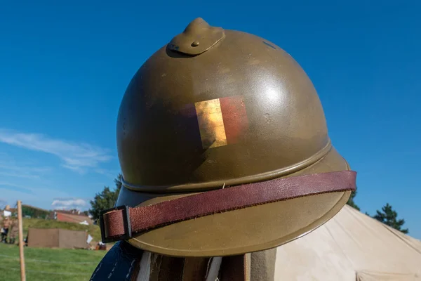 Ett Andra Världskriget Två Franska Militärhjälm — Stockfoto