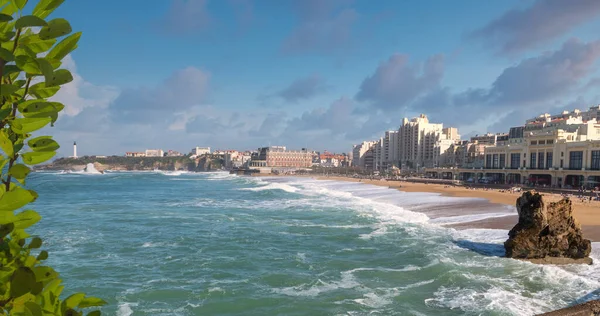 Famosa Spiaggia Biarritz Con Onde Dell Oceano — Foto Stock