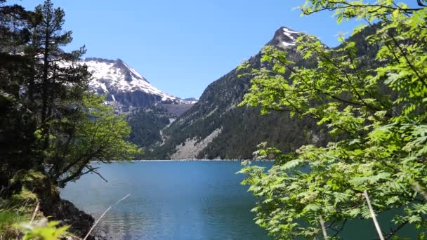 フランス領ピレネー山脈のオレドン湖 — ストック動画