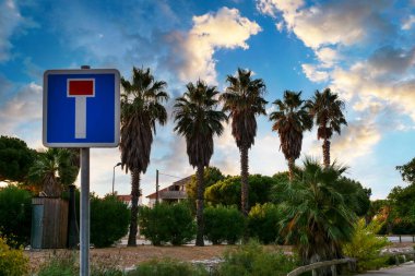 Çıkmaz yol tabelası manzarası