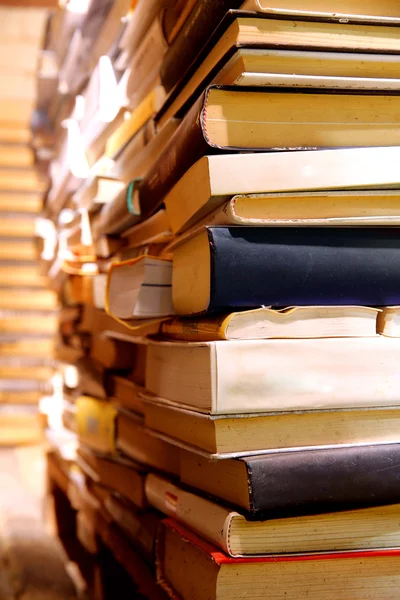 arka plan doku eski farklı kitap yığılmış kökler 04