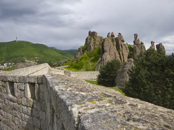 Bulgarian wonders-a beautiful view - phenomenon of Belogradchik rocks — Stock Photo, Image