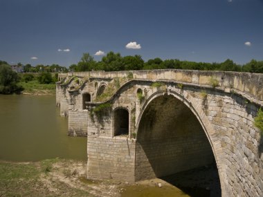 Byala Köprüsü, yantra Nehri Kuzey Bulgaristan'da bir kemer köprü bitti.