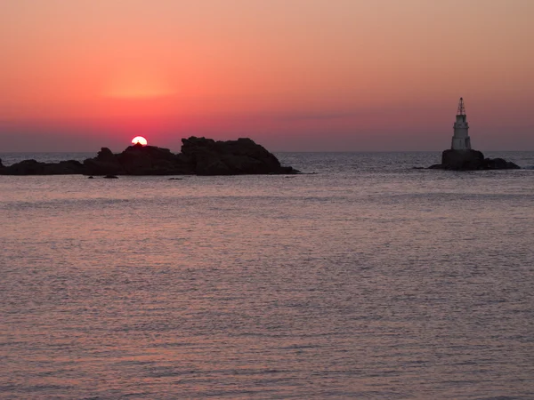 Phare à Ahtopol tôt le matin — Photo