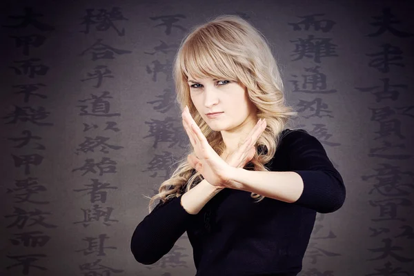 Karate vrouw Stockfoto