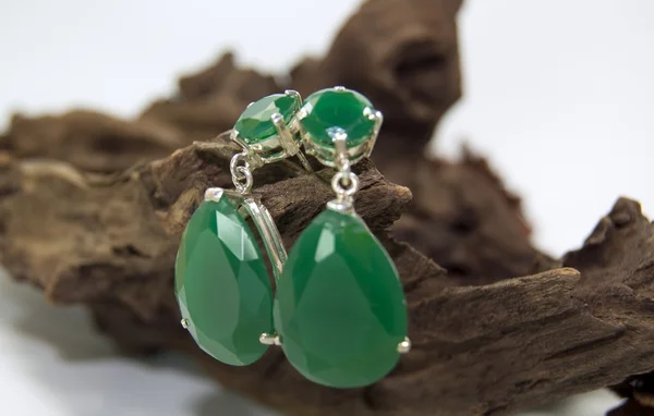 Green Earring — Stock Photo, Image