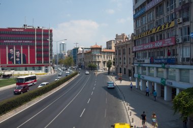 İzmir sokakları
