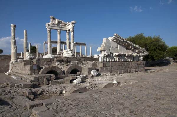 Tempel van Trajanus op de Akropolis — Stockfoto