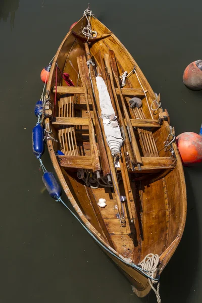 Holzboot — Stockfoto