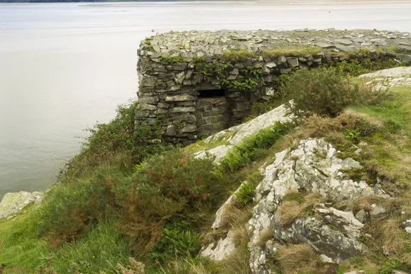 World War II pillbox, Borth y Gest, at the end of the Glaslyn es — Stock Photo, Image