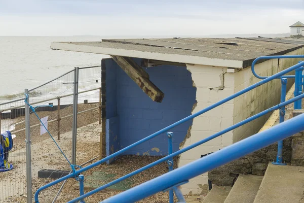February 14 Storm Damage 2014, concrete beach huts damaged, Milf — Stock Photo, Image