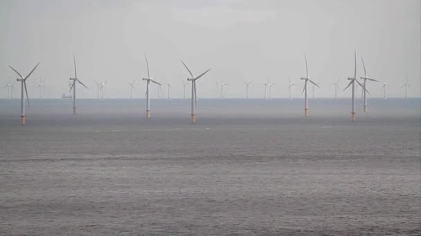 Video Large Farm Wind Turbines Sea Llandudno North Wales — Vídeo de stock