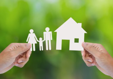 elini tutmak ev ve aile yeşil sahada