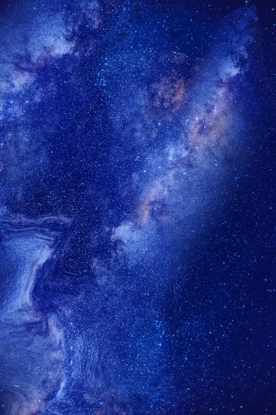 Gyönyörű Tejút Egy Sötét Éjszakán Csillagokkal — Stock Fotó