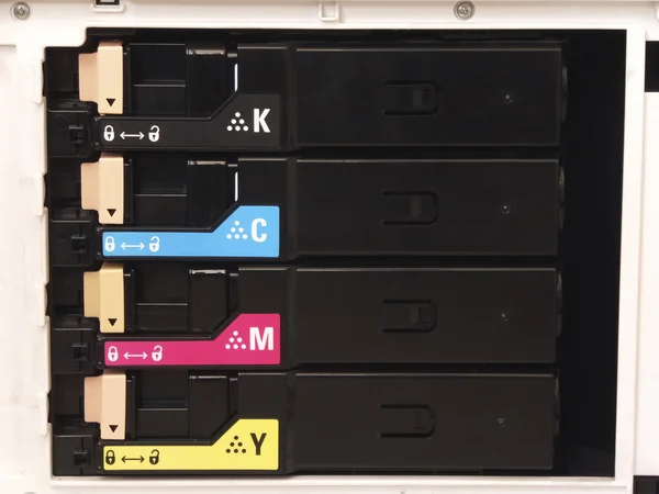 Lazer Fotokopi hizmeti için CMYK mürekkep kartuşları
