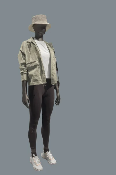 Full Length Image Female Display Mannequin Wearing Light Gray Jacket — Fotografia de Stock
