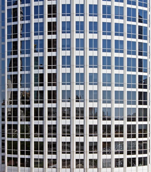 Okna mrakodrapu — Stock fotografie