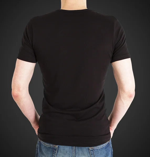 Menino em t-shirt preta — Fotografia de Stock