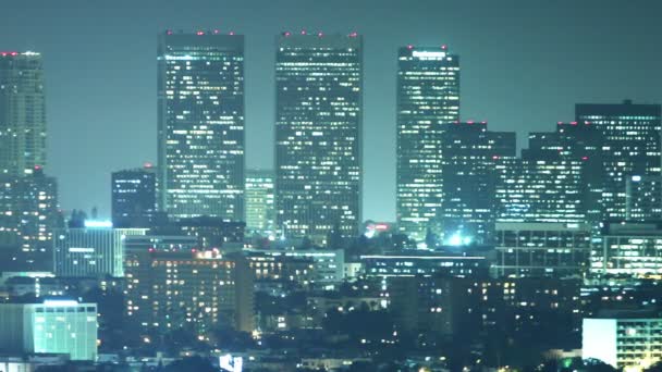 Городской центр города ночью — стоковое видео