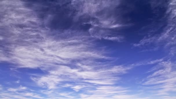 Wolken und blauer Himmel — Stockvideo