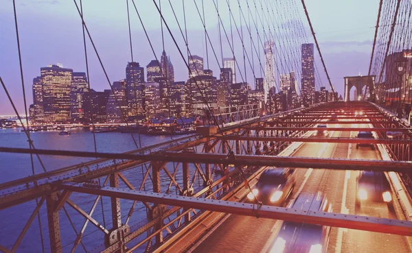 Brooklyn bridge trafik — Stockfoto