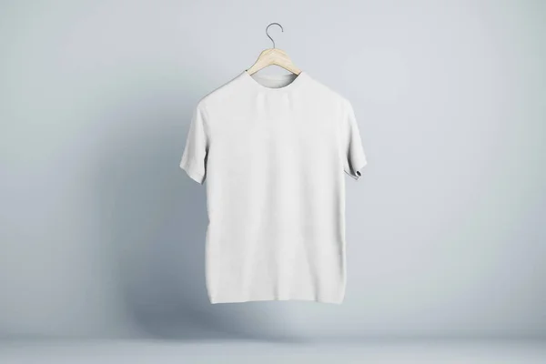 Blankes Weißes Shirt Mit Rundem Hals Auf Aufhänger Der Luft — Stockfoto