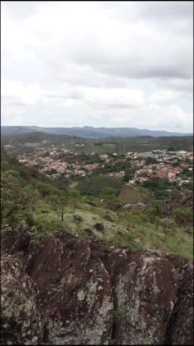 Diamantina şehrinin panoramik manzarası, Minas Gerais, Brezilya