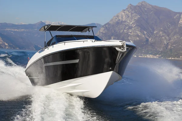 Motorboot, Rio Yachten beste italienische Yacht — Stockfoto