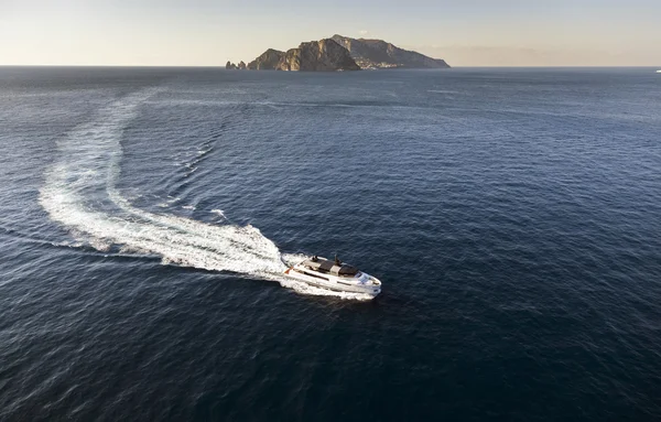 motor yat, capri Adası, İtalya