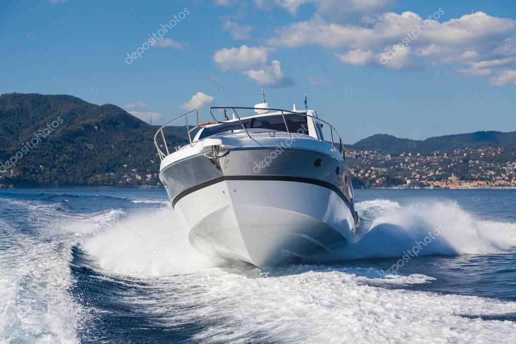 Bateau Images Libres De Droit Photos De Bateau Depositphotos Bateau Images Libres De Droit Photos De Bateau Depositphotos