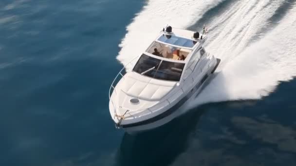 Motorboot, Rio Yachten beste italienische Yacht — Stockvideo