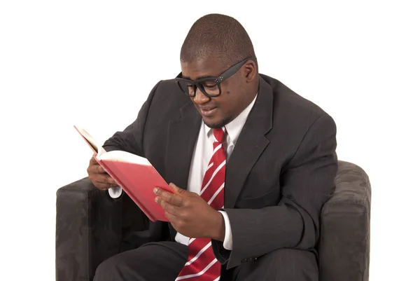 Junges afrikanisch-amerikanisches Model im grauen Business-Anzug rot gestreift — Stockfoto