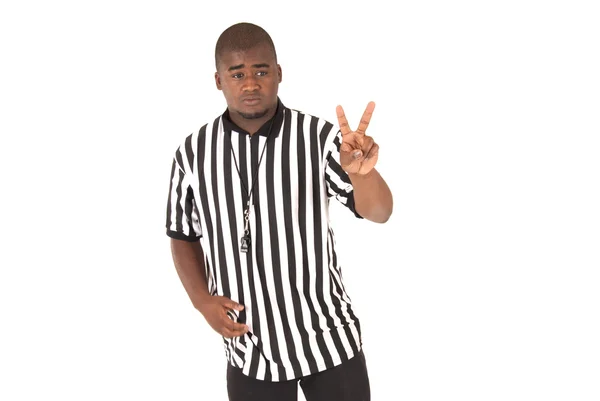 Zwarte scheidsrechter tonen een twee shot vuile basketbal — Stockfoto