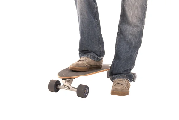 Longboarder tas från framifrån knä ner bara — Stockfoto