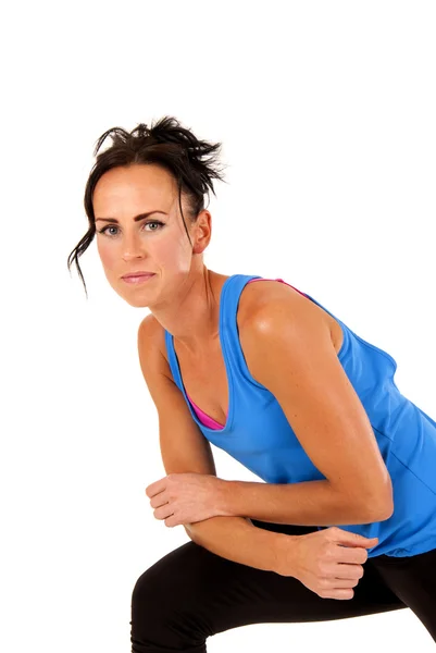 Modelo feminino atraente descansando após seu treino de fitness — Fotografia de Stock