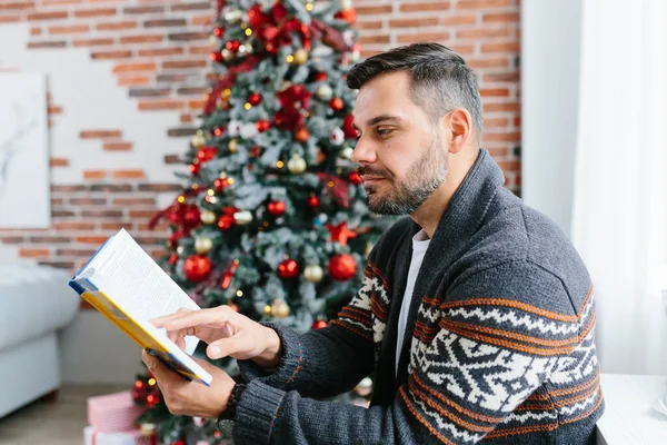 Man Beard Home Relaxing Reading Book Businessman Christmas New Year — Stock Photo, Image