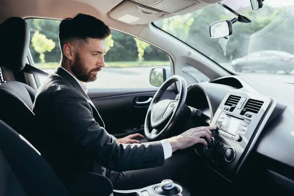 Businessman Driving Car Turns Music Car Player Man Trip Business — Stock Photo, Image