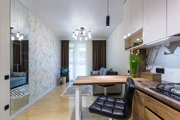 Modern Wooden Kitchen Small Apartment Apartment Interior — Zdjęcie stockowe