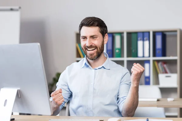 Young Successful Man Office Worker Manager Freelancer Rejoices Result Work — Foto de Stock