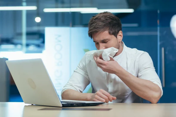 Feeling Unwell Workplace Young Handsome Male Businessman Freelancer Getting Sick — Stock Photo, Image