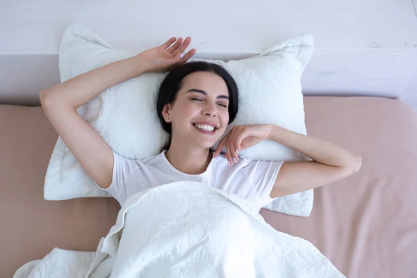 New Day Beautiful Young Brunette Woman Lies Bed White Shirt — стоковое фото