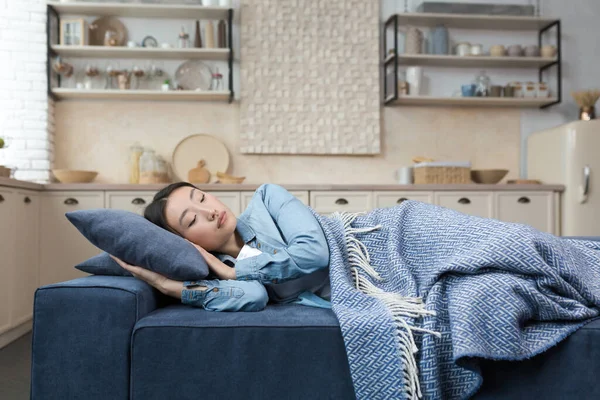 Close Photo Young Beautiful Asian Woman Sleeping Home Lying Sofa —  Fotos de Stock