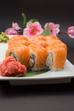 Philadelphia suşi roll