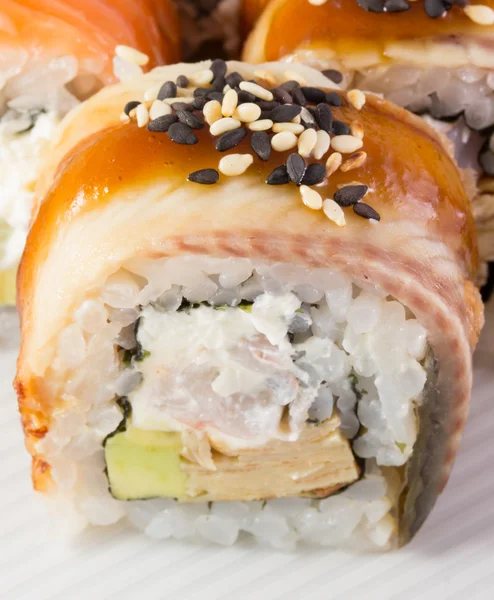 Rotolo di sushi canadese — Foto Stock