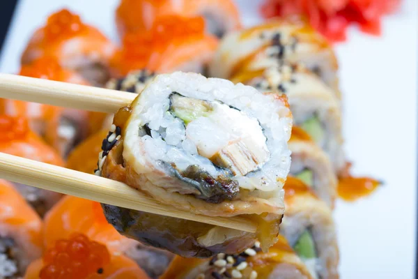 Rollo de sushi canadiense — Foto de Stock