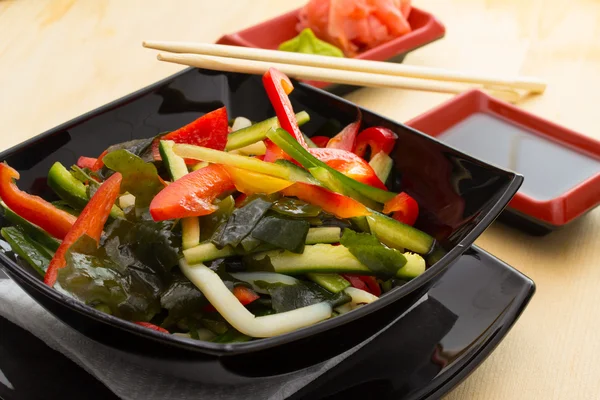 Salade met zeevruchten — Stockfoto