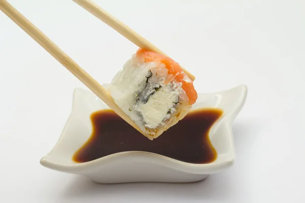 Philadelphia sushi roll — Stockfoto