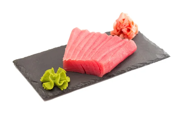 Tonijn filet geïsoleerd — Stockfoto