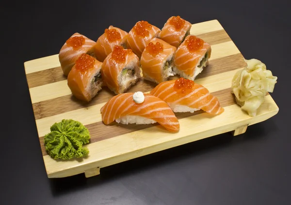 Asiatisches Essen Sushi — Stockfoto