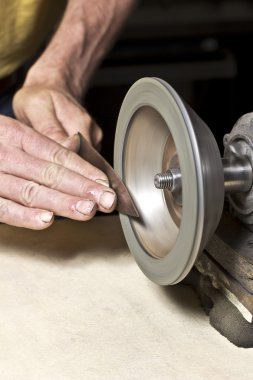 bıçak işlemi keskinleştirme